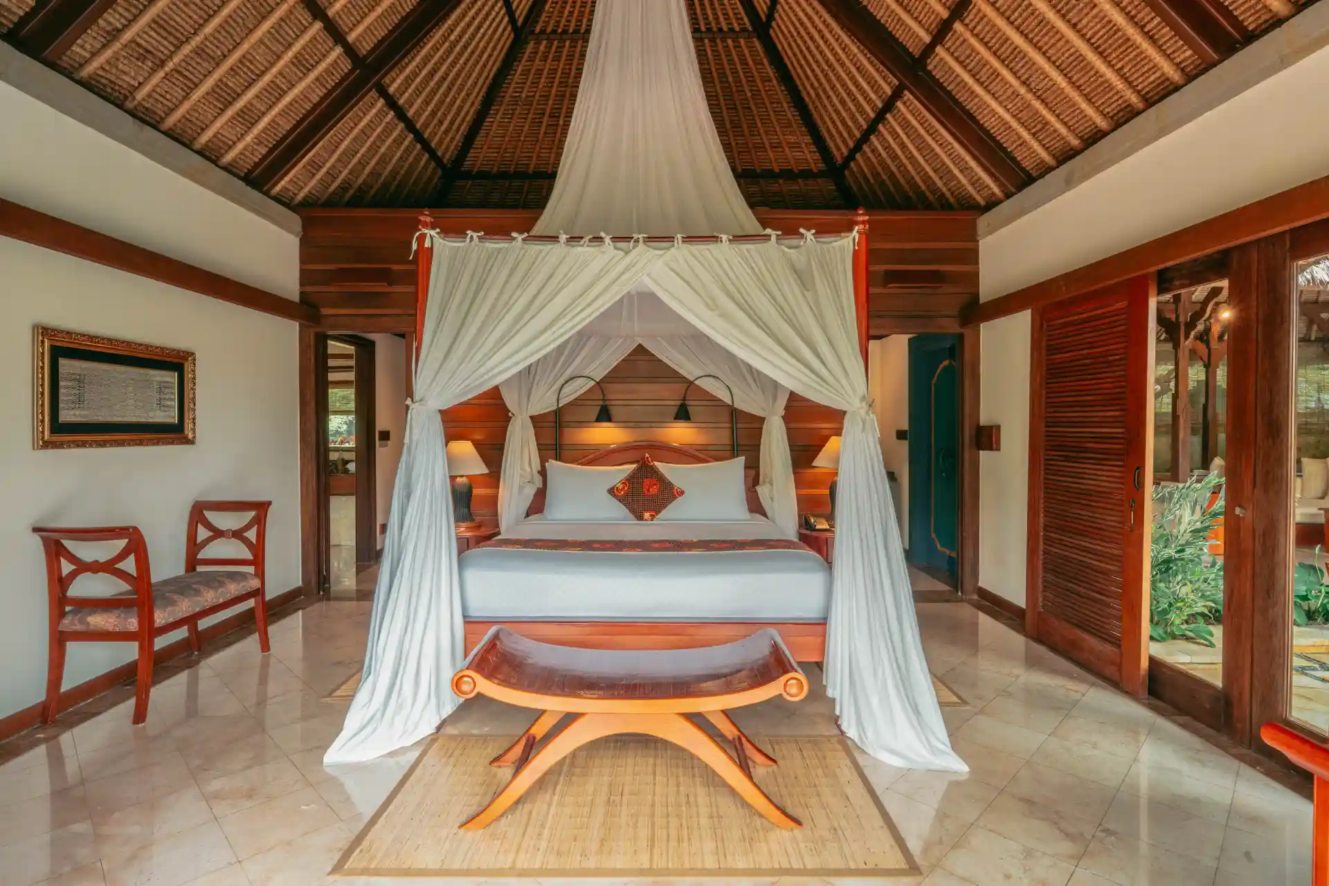 Where Nature Meets Luxury: Ubud Private Pool Villa in a Tranquil Jungle Setting - Image 4