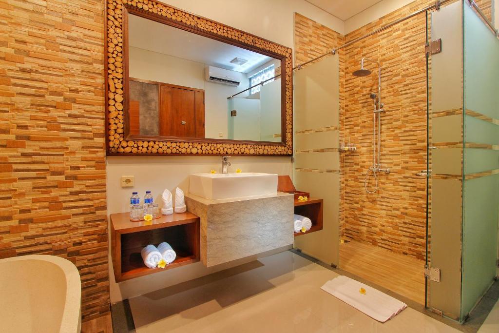 Couples’ Paradise in Bali: Boutique Private Pool Villa with Floating Breakfast - Image 7