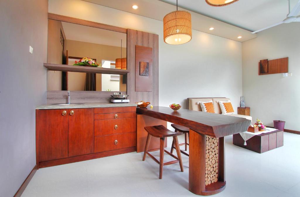 Couples’ Paradise in Bali: Boutique Private Pool Villa with Floating Breakfast - Image 11