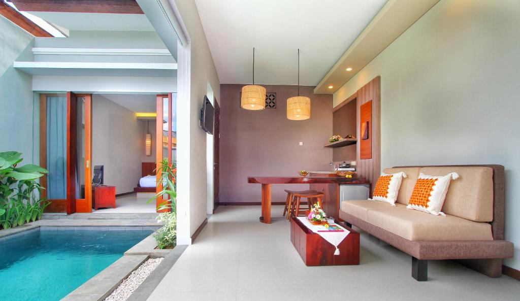 Couples’ Paradise in Bali: Boutique Private Pool Villa with Floating Breakfast - Image 13